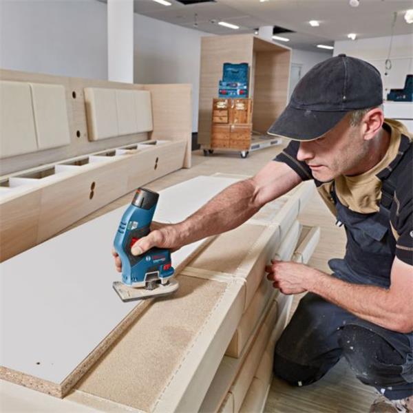 Bosch GKF 12V-8 Brushless Cordless 12V Compact Router Trimmer in Carton (Bare Unit)