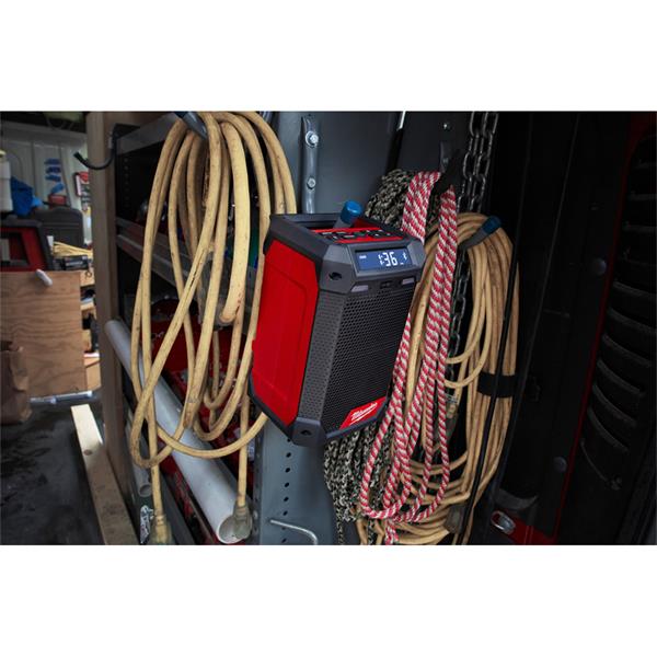 Milwaukee - DAB+ Radio Charger With Bluetooth (Bare Unit)