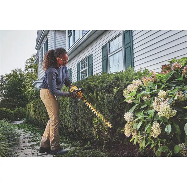 Dewalt DCMHT573N 54V FlexVolt 65cm Hedge Trimmer (Bare Unit) DCMHT573N
