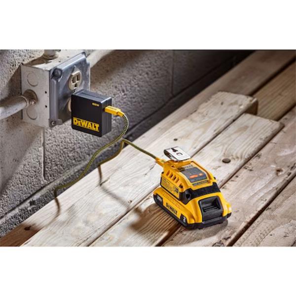 Dewalt DCB094K 18V XR USB Power Delivery Charging Kit DCB094K