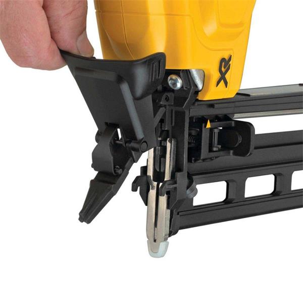 Dewalt DCN662N 18v XR Brushless 16g Straight Nailer (Bare Unit) DCN662N