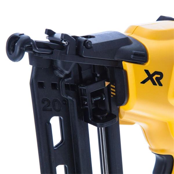 Dewalt Dewalt XR 18V Nailer Twin Pack (2x5.0Ah) DCK264P2