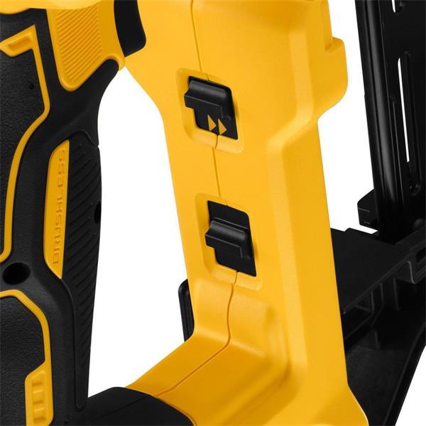 Dewalt Dewalt 18v XR Brushless 9Ga Fencing Stapler (2x5Ah) DCFS950P2