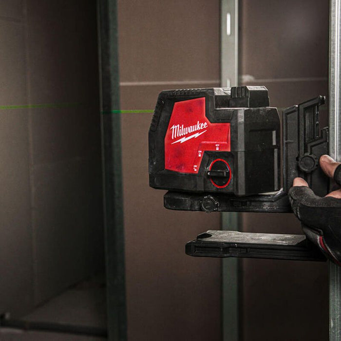 MILWAUKEE 4V RED LITHIUM USB CROSS LINE LASER LEVEL L4CLL-301C