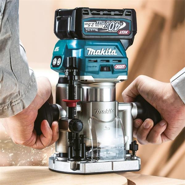 Makita Makita RT001GZ16 40V XGT 1/4" & 3/8" Router Trimmer with Base (Bare unit) RT001
