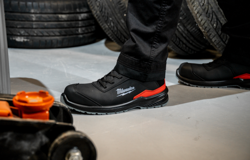 Milwaukee Milwaukee Flextred S3S Mid Cut Safety Boots - Black
