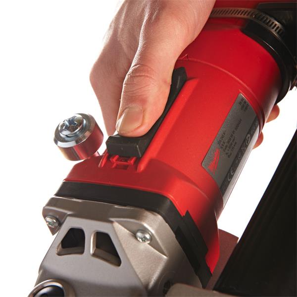 Milwaukee Milwaukee WCE30 1500Watt 30mm Wall Chaser 110V 4933383860