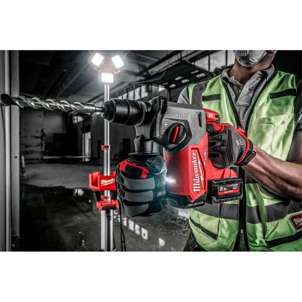 Milwaukee Milwaukee M18 Fixtec SDS+ Hammer Drill In HD Kitbox (2x5Ah) 4933478889