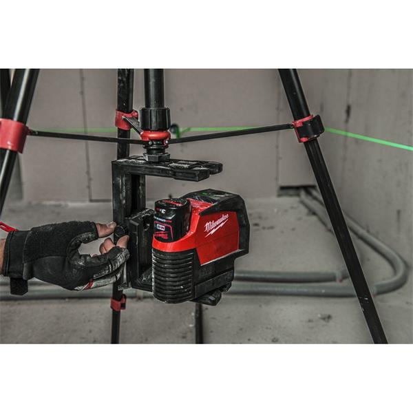 Milwaukee Milwaukee 12V Green Cross Line Laser With Plumb Points (1x3.0Ah) 4933478245