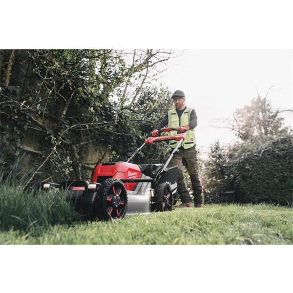 Milwaukee Milwaukee M18 FUEL 53cm Dual Battery 36V Self-Propelled Lawn Mower (2x12Ah Forge) 4933499214