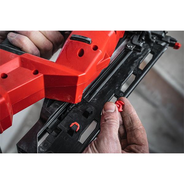 Milwaukee Milwaukee M18 Fuel 16GA Angled Finish Nailer (Bare Unit) 4933478094