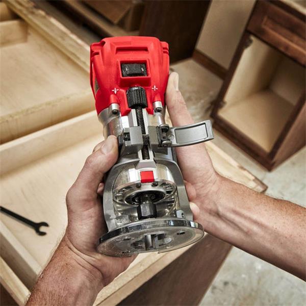 Milwaukee Milwaukee M18 FUEL 1/4'' Trim Router In HD Box (2x5Ah) 4933471604K