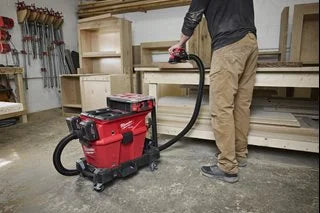 Milwaukee Milwaukee M18F2VC23L-0 M18 Vacuum Cleaner (Bare Unit) M18F2VC23LG2-122
