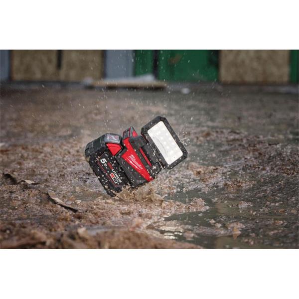 Milwaukee Milwaukee M18 USB Area Boom Service Light (Bare Unit) 4933498148